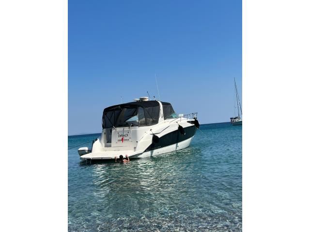 2008 Model BAYLINER 340 CIERA USA